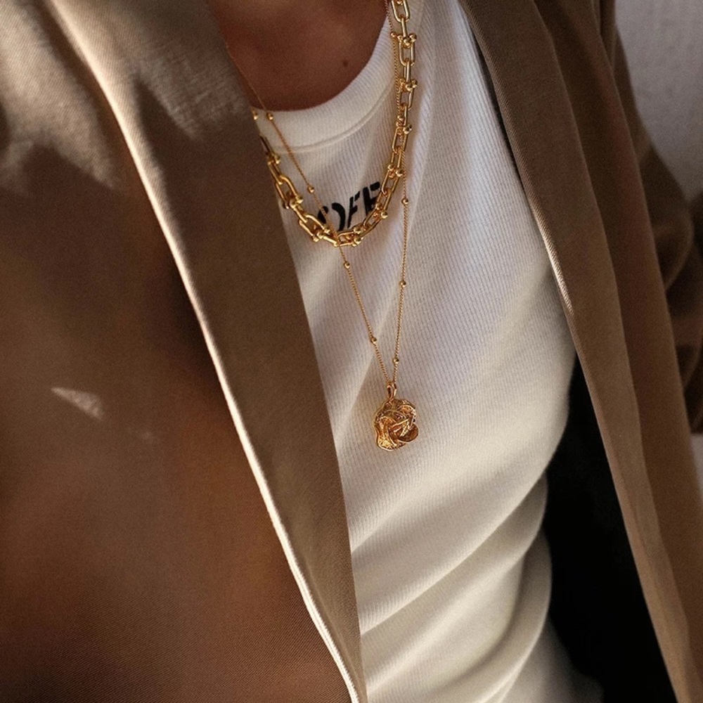 Gold Horseshoe U shape Interlock Circle Link Chain Necklace Gold or SS Metal